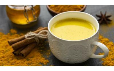 Golden Milk, la ricetta del superfood a base di curcuma