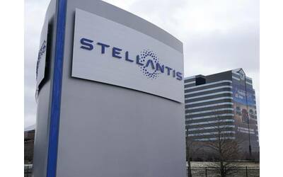 I dipendenti Stellantis acquistano 4,4 milioni di azioni, ora sindacati nel cda