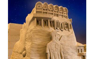 Il maxi presepe di sabbia per la storia di Lignano: associazioni al lavoro