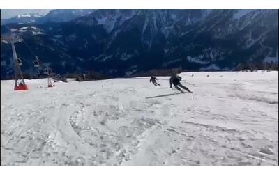 Jannik Sinner campione anche sugli sci: «Mi mancava ma ora è tempo di...