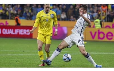 L’azione di Cristante su Mudryk nel finale di Ucraina-Italia: il rigore dubbio non fischiato