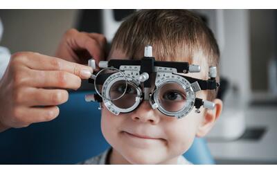 la salute degli occhi dei bambini gli oculisti vietato saltare i controlli