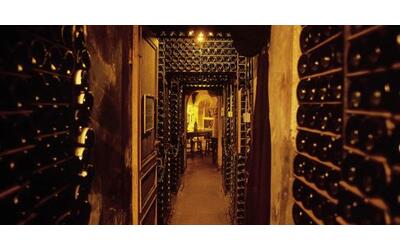 La Tour d’Argent, giallo al ristorante stellato che ispirò Ratatouille: sparite bottiglie di vino per 1,5 milioni di euro