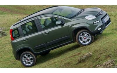 Le 10 auto più vendute in Italia: dalla Fiat Panda alla Dacia Duster, le...