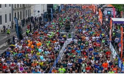 milano marathon domenica la gara con 8mila runner le strade chiuse al traffico e le deviazioni delle linee atm