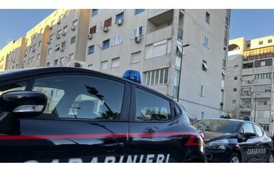 Milano, studente 15enne a scuola con un coltello: cercava una prof, bloccato...