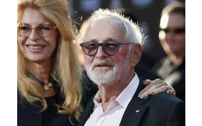 Morto Norman Jewison, il regista di «Jesus Christ Superstar» e «Stregata...
