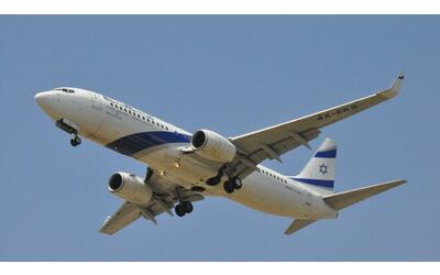 Passeggero tenta di entrare in cabina di pilotaggio, volo israeliano per Tel...