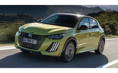 Peugeot e-208, la nuova compatta elettrica ora ha più autonomia. Come va, quanto costa