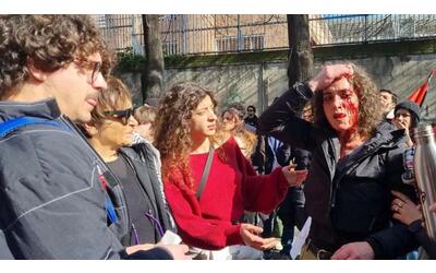 Presidio per Ghali, manifestanti feriti: «Colpiti da manganelli davanti alla sede Rai di Napoli»