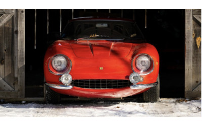 Ritrovata in un capanno una Ferrari rimasta ferma per 25 anni, oggi è...