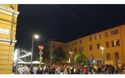 Taxi si rifiuta di portare una famiglia in via Petroni: «Auto a rischio in piazza Aldrovandi»