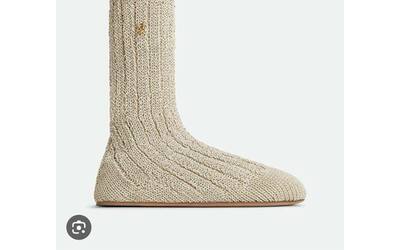 Tendenza «cozy look», è l’inverno degli stivali a calza. Ecco come indossarli