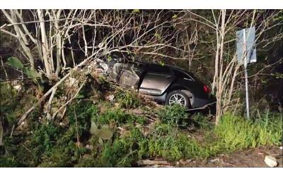Tragedia a Salve, morto Francesco Saranelli in un incidente stradale: l'auto finita in una scarpata. Ferito un amico 19enne