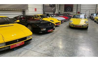 Trovate 22 auto in un garage segreto a Bruxelles: c’è anche una rarissima Ferrari. Le foto