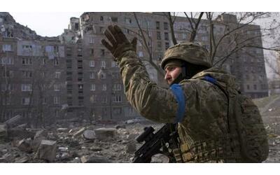 ucraina russia a kiev l arrivo a sorpresa del segretario alla difesa degli stati uniti austin