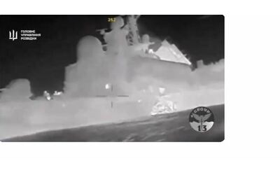 ucraina russia le notizie sulla guerra di oggi nave russa centrata da un drone in crimea zelensky annuncer il licenziamento del comandante zaluzhny