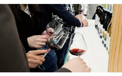 vinitaly si parte fino al 17 aprile le eccellenze del vino in fiera tutti gli appuntamenti