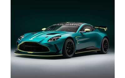 Aston Martin Vantage GT4, svelata la nuova auto da corsa progettata per le gare GT4