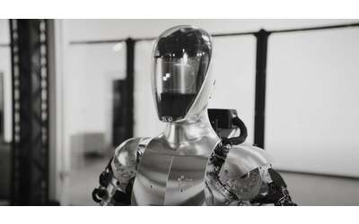 bmw utilizzer robot umanoidi nella fabbrica della carolina del sud