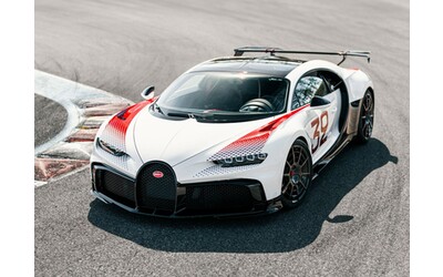 Bugatti, ecco la seconda Chiron Pur Sport Grand Prix: omaggio alla storia