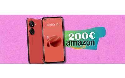 ASUS Zenfone 10 smartphone COLOSSO con 8GB/256GB e sconto 200€