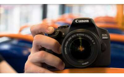 Canon EOS 2000D: la migliore reflex per iniziare in super offerta a 529,99€ (Canon Store)