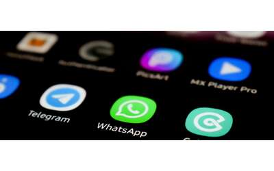 Come utilizzare la funzione “segna come da leggere” su WhatsApp