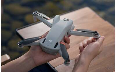 drone dji mini 3 su amazon il prezzo scende di ben 189