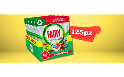 Fairy Platinum Detersivo in confezione RISPARMIO: 125 caps su Amazon
