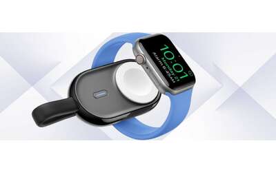 Il powerbank per Apple Watch è PAZZESCO: 12€ in promo LAMPO su Amazon