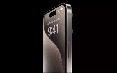 iPhone 15 Pro (128 GB) in titanio naturale: a 1099€ è sempre una buona idea