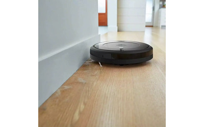 iRobot Roomba 692 in offerta su Amazon: il prezzo crolla del 33%