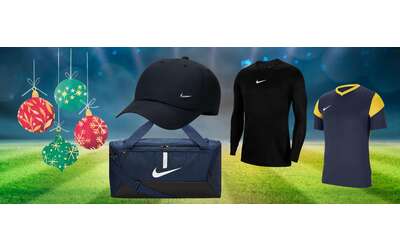 Nike occasioni WOW fino a 25€: idee PERFETTE come regalo di Natale