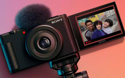Sony ZV-1: la miglior VLOG-CAMERA del momento, comprala adesso (solo 553,99€)