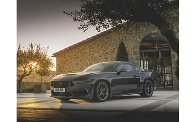 Ford Mustang, la nuova generazione arriva in Italia