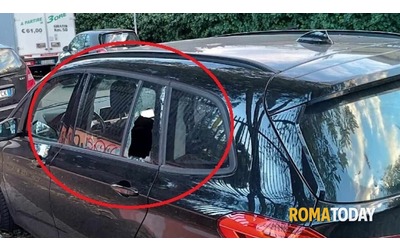 i vetri sfondati le auto saccheggiate a monteverde aumentano i danni alle macchine parcheggiate