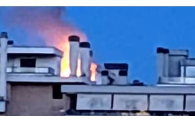 Incendio a Fidene, fiamme in un appartamento: il proprietario ustionato e intossicato
