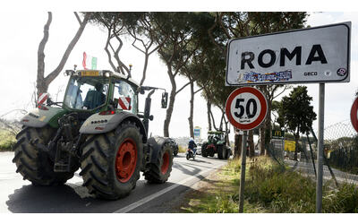 trattori a roma annullata manifestazione a san giovanni solo presidio simbolico