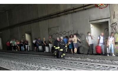 treno sviato dal binario nella galleria tra serenissima in 6 a rischio processo