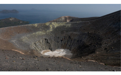 Emissioni di gas a Vulcano: ecco il “naso” elettronico che vigila sulla sicurezza delle persone