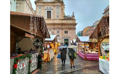 genova fino al 24 dicembre il mercatino di natale in piazza matteotti
