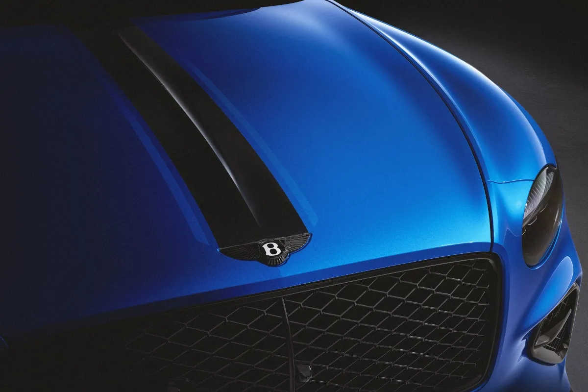 Bespoke Series by Mulliner, la nuova edizione esclusiva e colorata di Bentley
