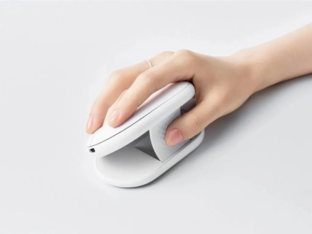 Logitech presenta Pebble Up, il mouse sottile che si solleva e dura 90 giorni con una carica