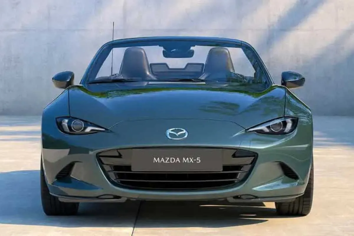 Mazda MX-5, la MY27 mostra una sorpresa e 4 CV in più