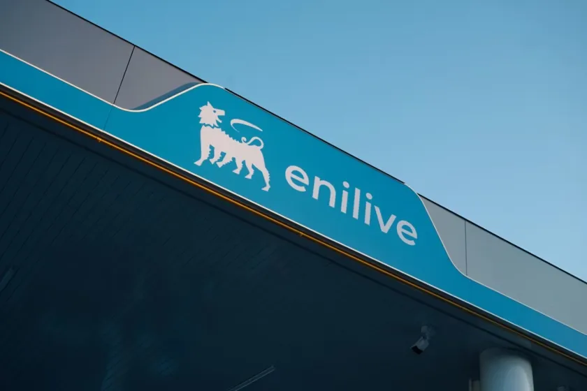 Eni proroga il price cap sui carburanti fino al 31 dicembre 2026