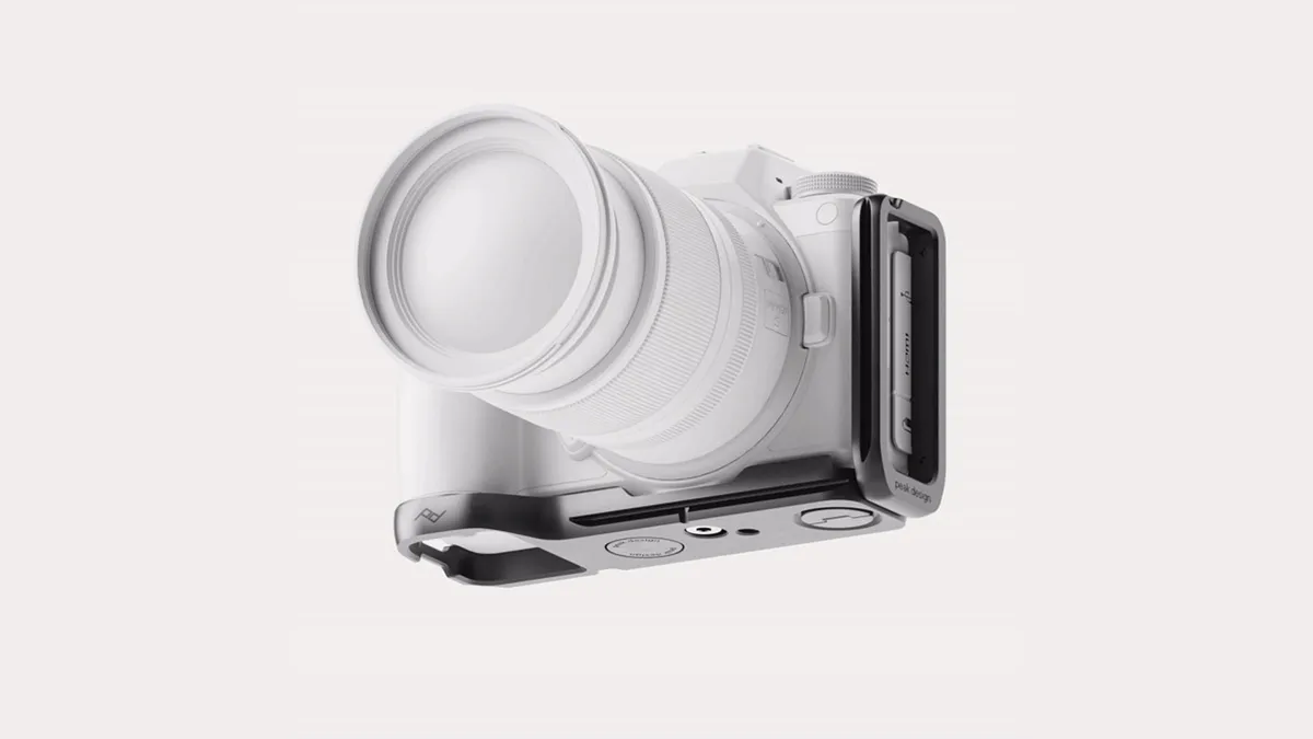 Peak Design’s modular Field Bracket has a finder tag built-in