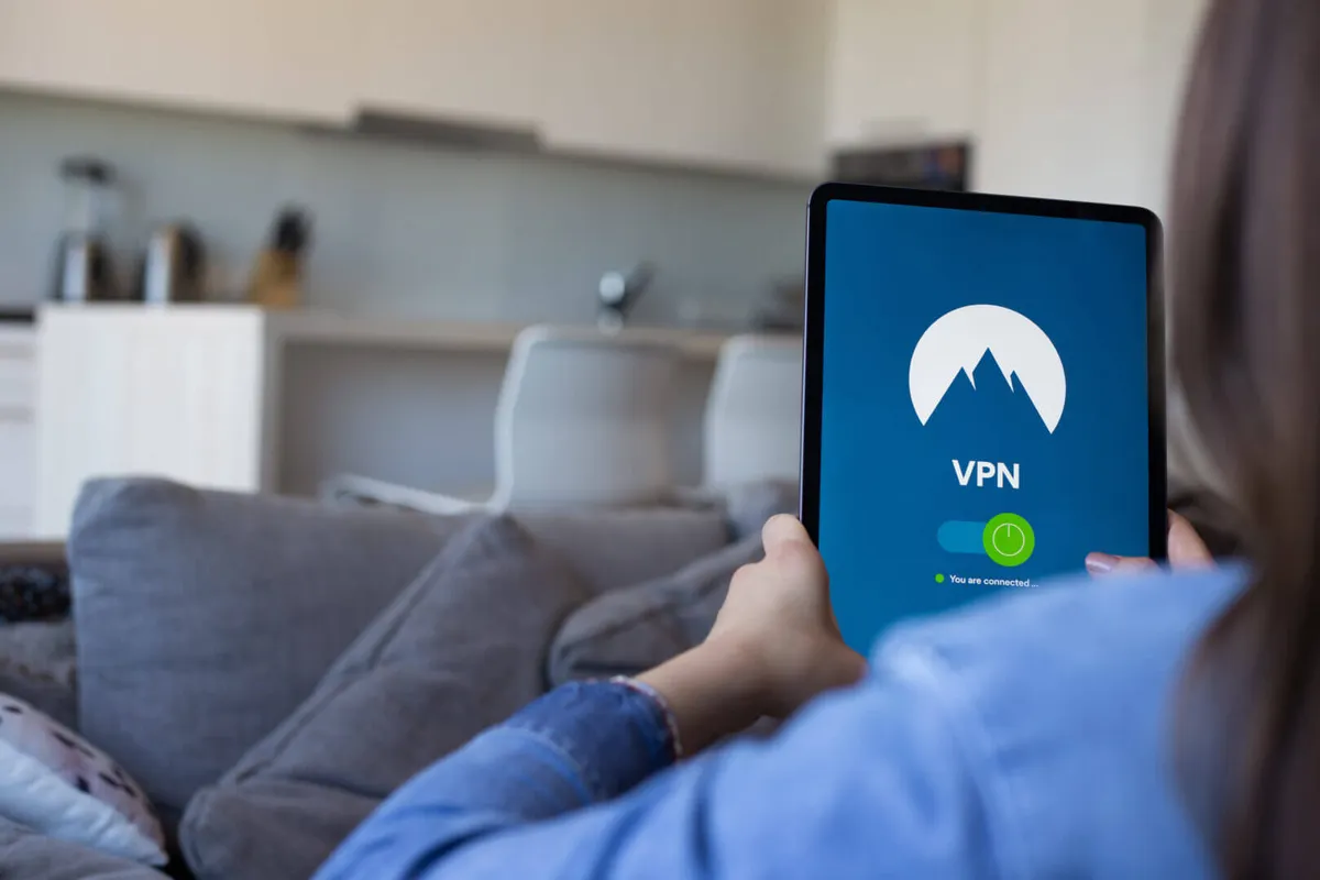 Smart TV e tracciamento dei dati: il ruolo delle VPN nella tutela della privacy domestica