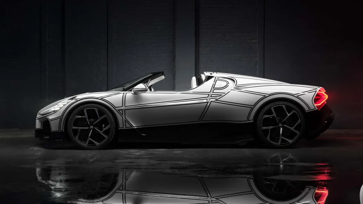 Bugatti W16 Mistral ‘Blanc Éternel’: un’opera d’arte in vera porcellana