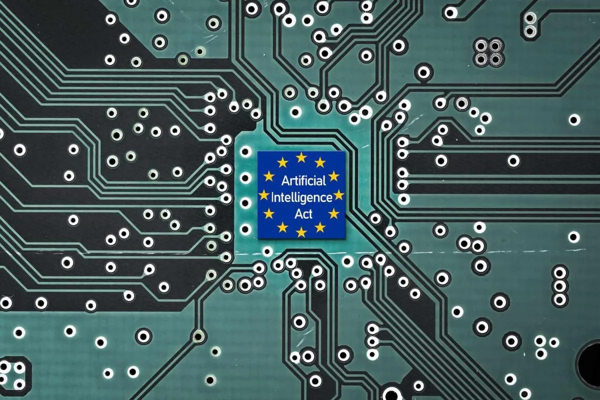C’è l’accordo sul Digital Omnibus: così l’Europa semplifica gli obblighi dell’AI Act